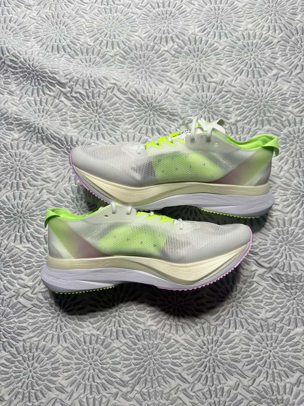 Adidas Adizero Boston 12 M Running Shoes Green Spark IG3321 Men's Size 10 - Picture 3 of 11